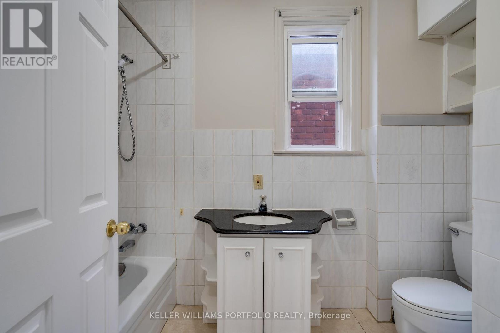 65 Westholme Avenue, Toronto, Ontario  M6P 3B9 - Photo 24 - W12402747