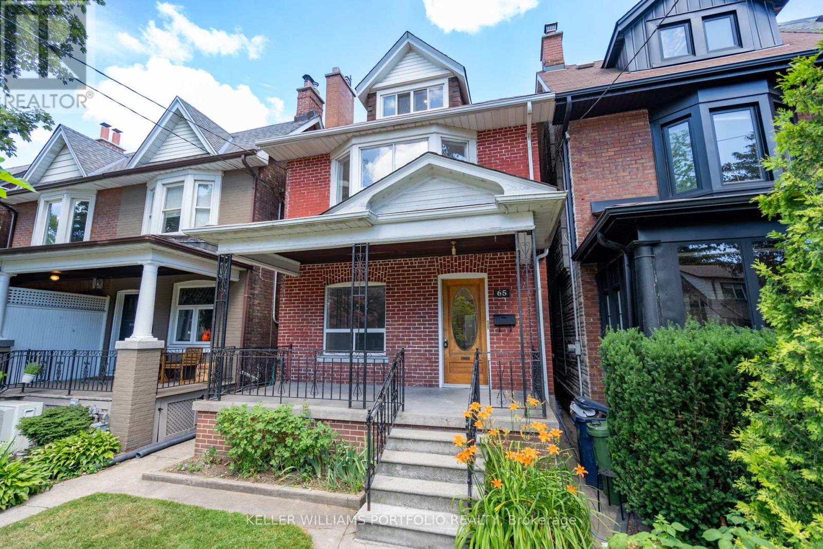 65 Westholme Avenue, Toronto, Ontario  M6P 3B9 - Photo 3 - W12402747