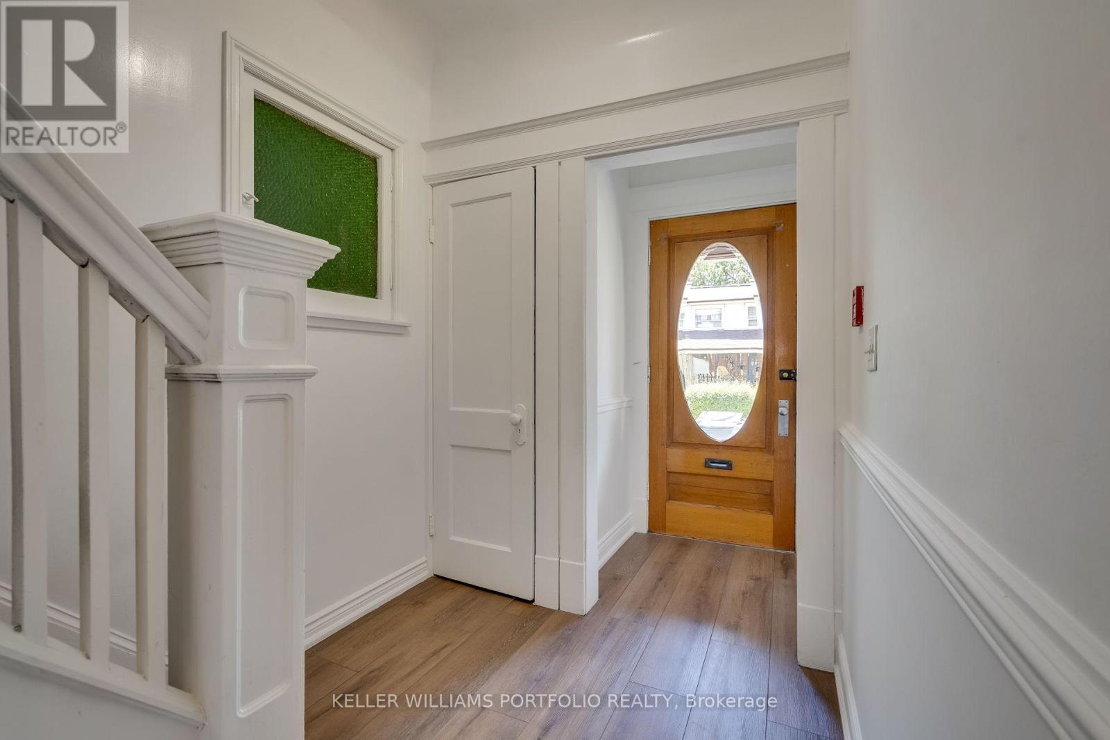 65 Westholme Avenue, Toronto, Ontario  M6P 3B9 - Photo 4 - W12402747