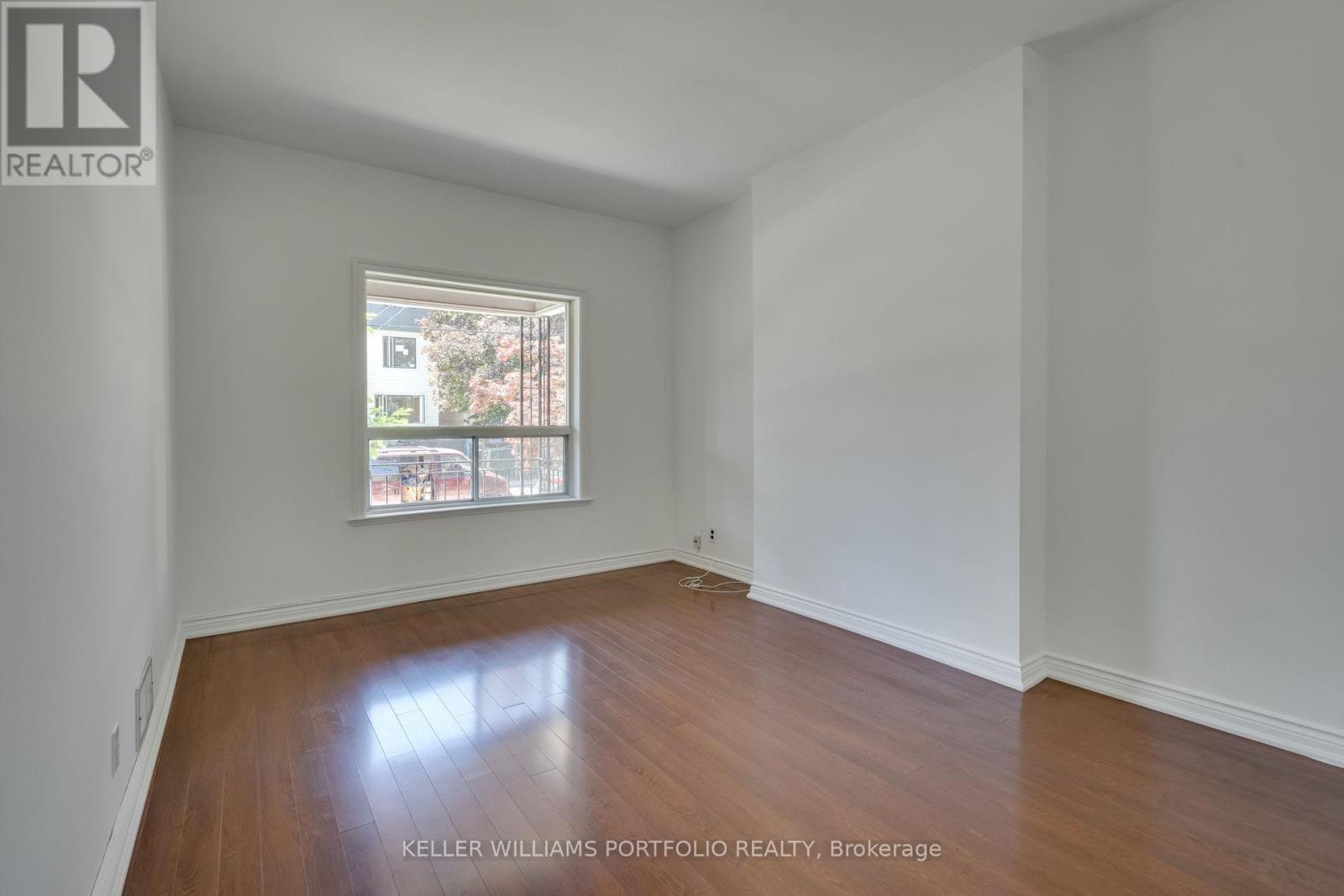 65 Westholme Avenue, Toronto, Ontario  M6P 3B9 - Photo 6 - W12402747