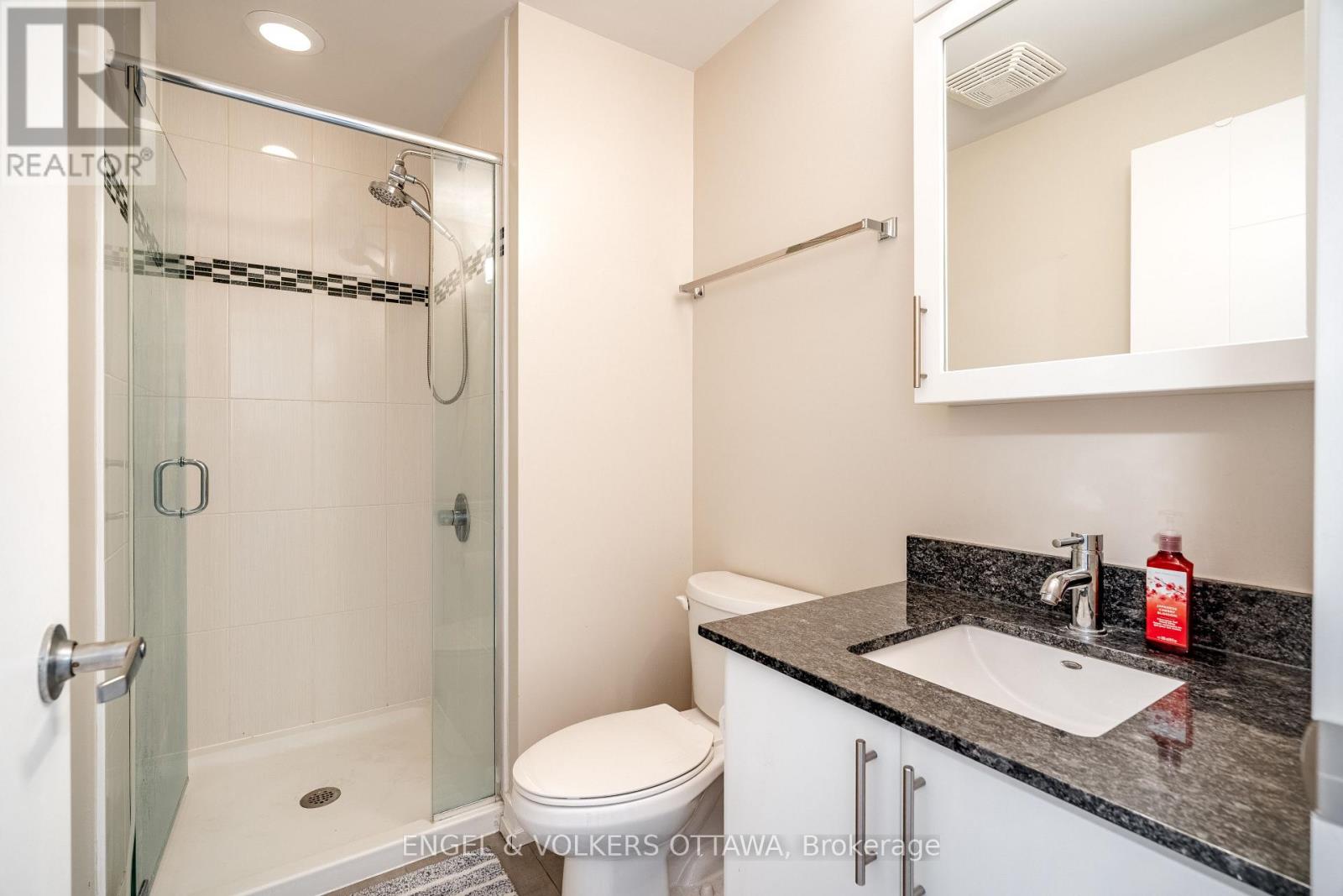 707 - 40 Nepean Street, Ottawa, Ontario  K2P 0X5 - Photo 18 - X12402760