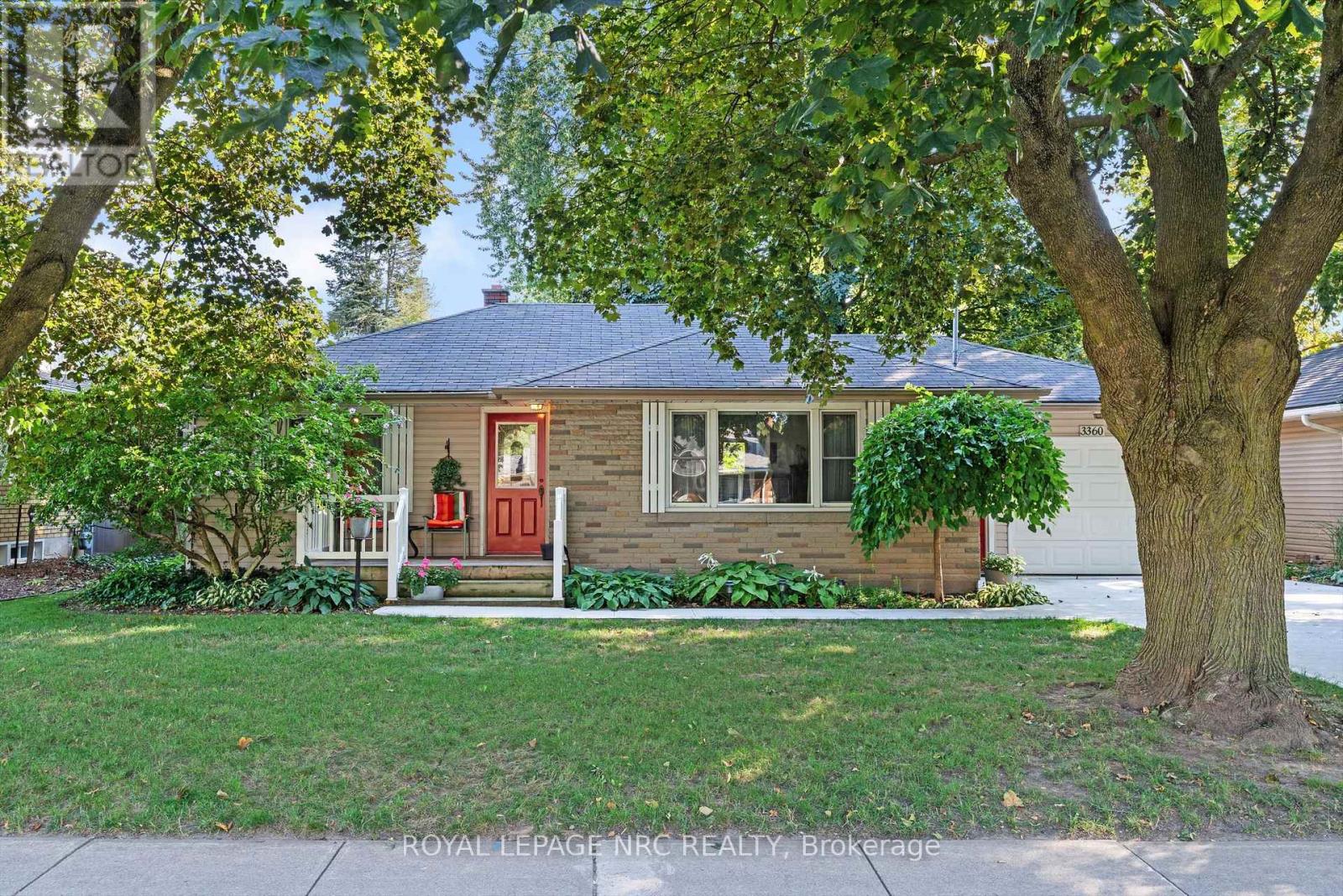 3360 Menno Street, Lincoln, Ontario  L0R 2C0 - Photo 1 - X12400622
