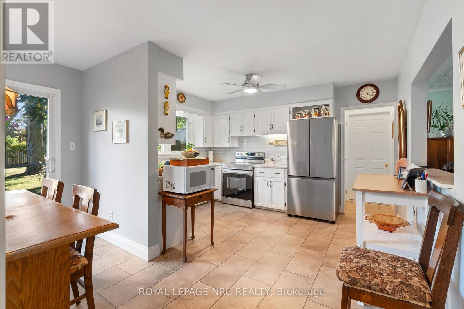 3360 Menno Street, Lincoln, Ontario  L0R 2C0 - Photo 11 - X12400622