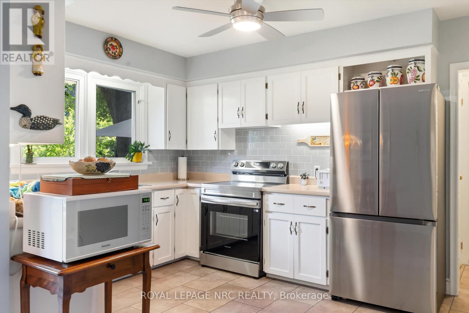 3360 Menno Street, Lincoln, Ontario  L0R 2C0 - Photo 12 - X12400622