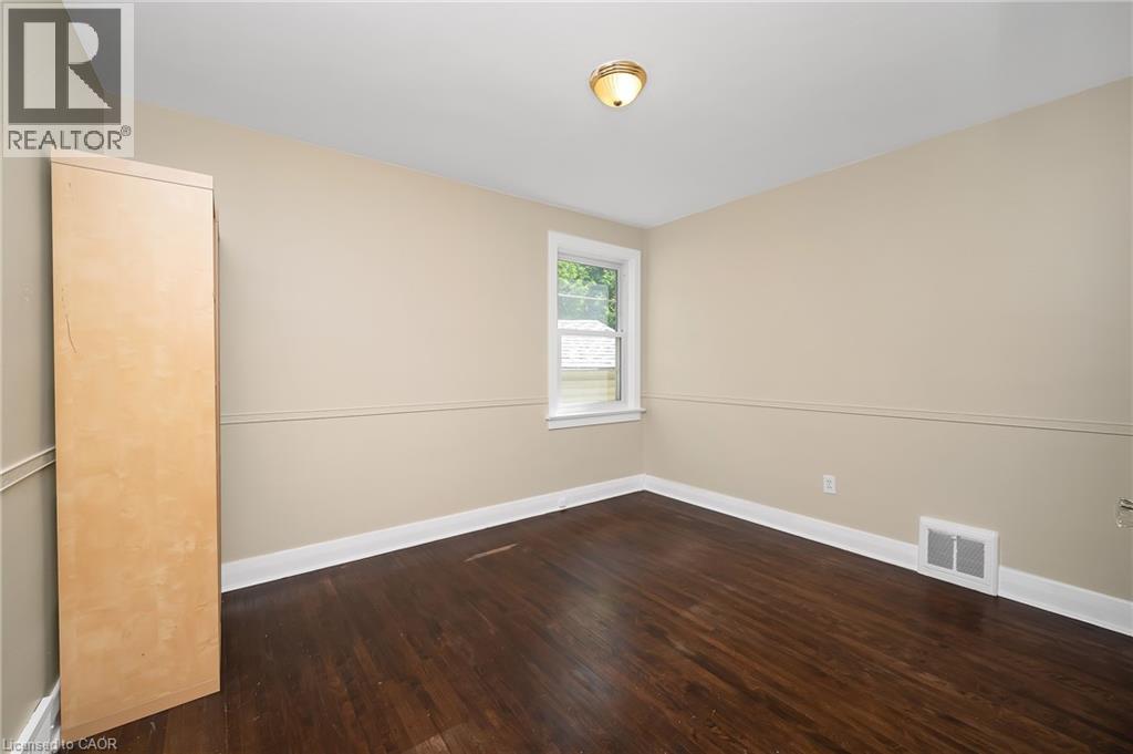 2067 Maplewood Drive, Burlington, Ontario  L7R 2C6 - Photo 17 - 40736325