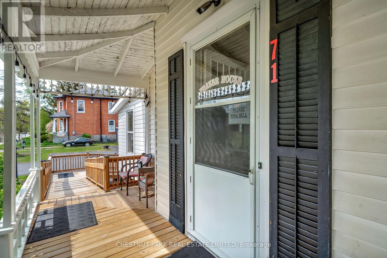 71 Queen Street, Prince Edward County, Ontario  K0K 2T0 - Photo 11 - X12402769