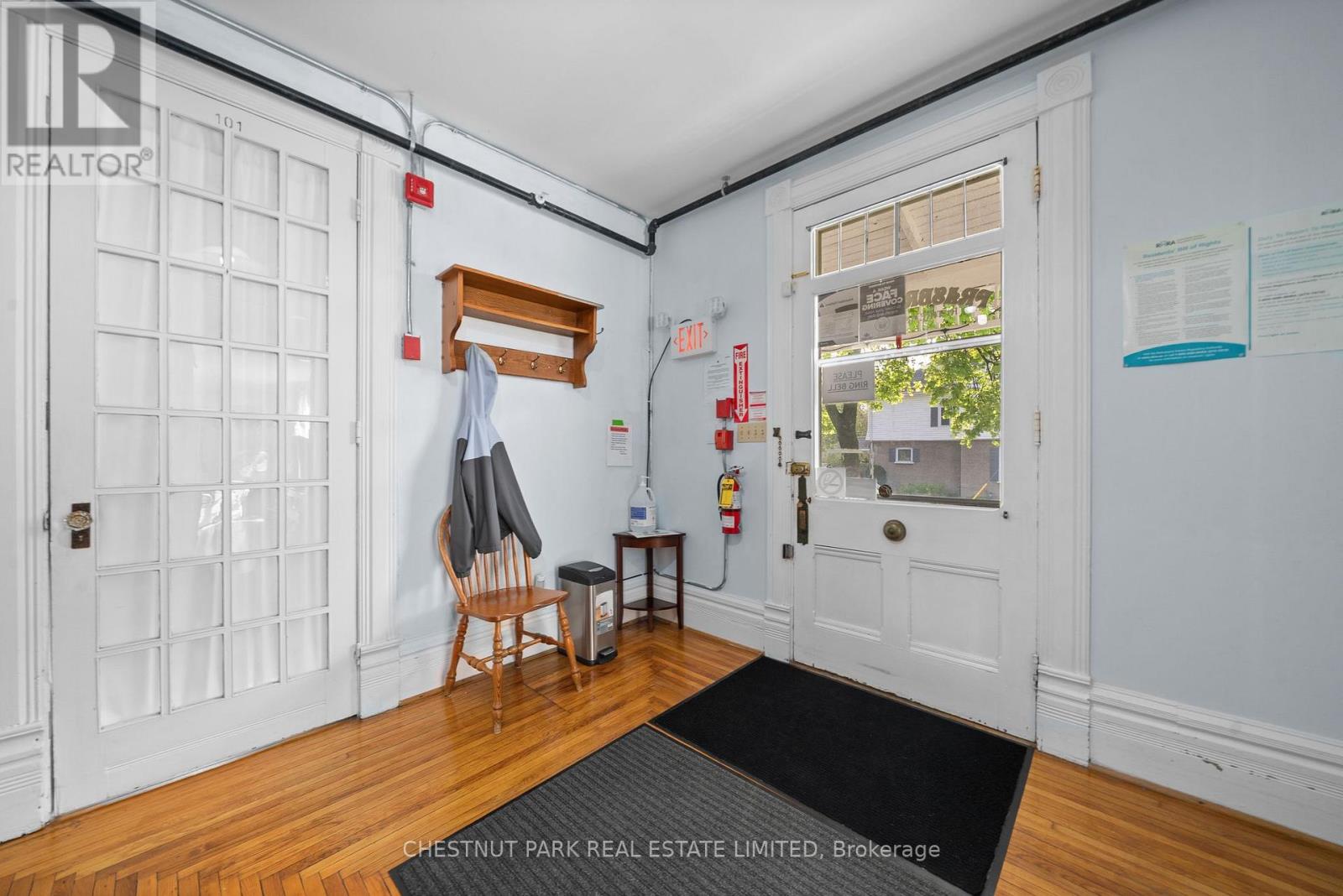71 Queen Street, Prince Edward County, Ontario  K0K 2T0 - Photo 12 - X12402769