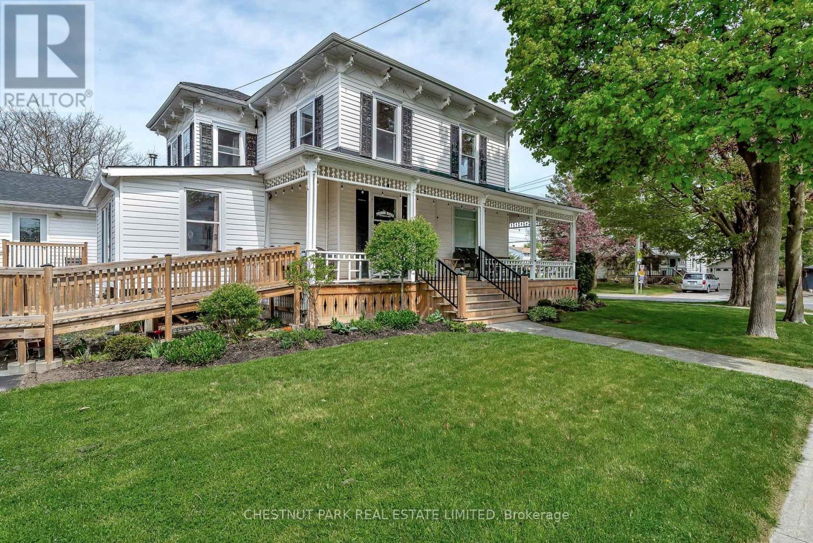 71 Queen Street, Prince Edward County, Ontario  K0K 2T0 - Photo 7 - X12402769