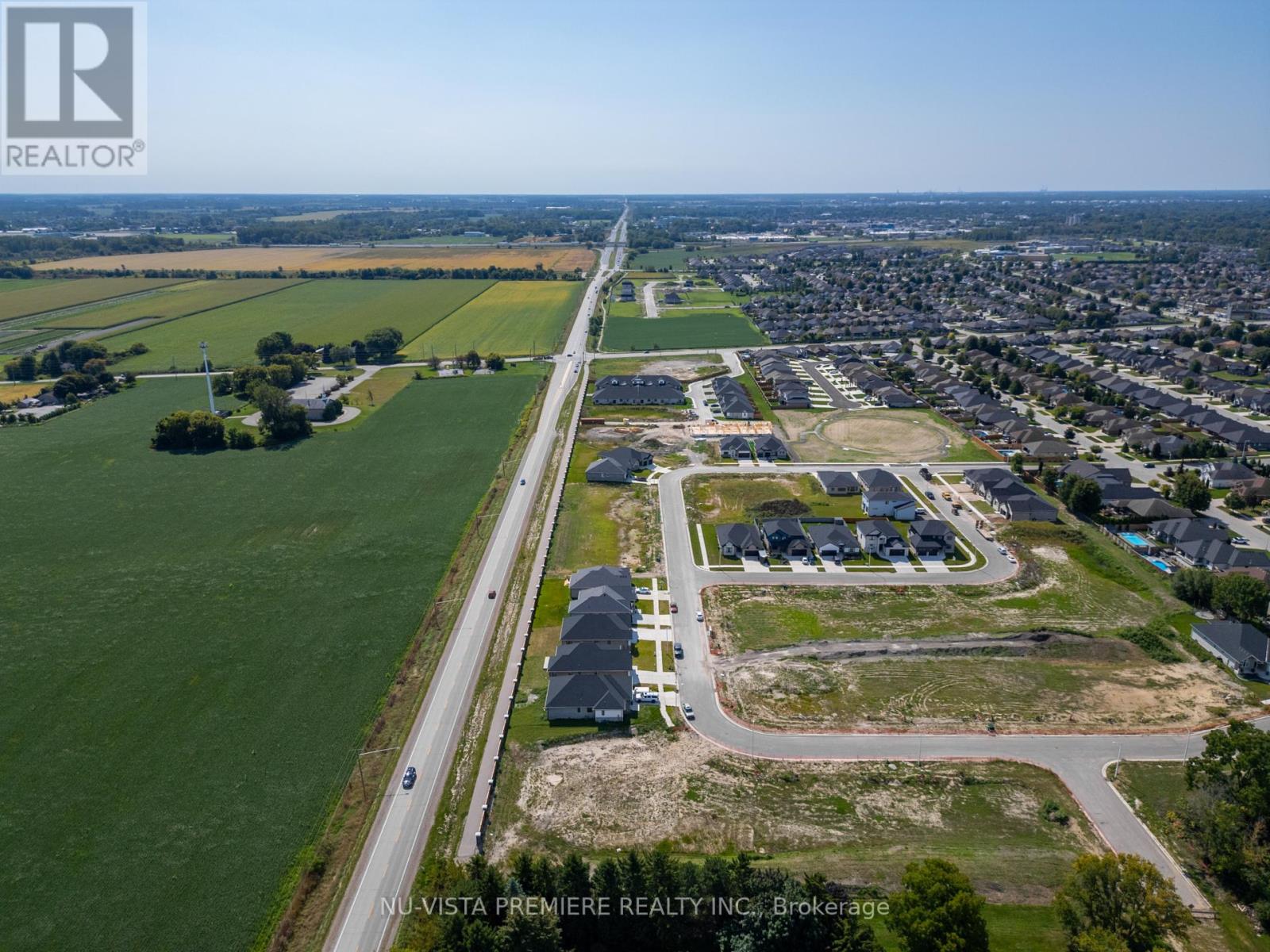 316 Stathis Boulevard, Sarnia, Ontario  N6L 0B1 - Photo 40 - X12402774