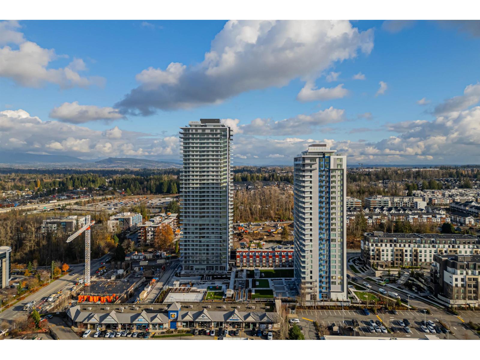 3404 8551 201 Street, Langley, British Columbia  V2Y 3Y5 - Photo 1 - R3047394