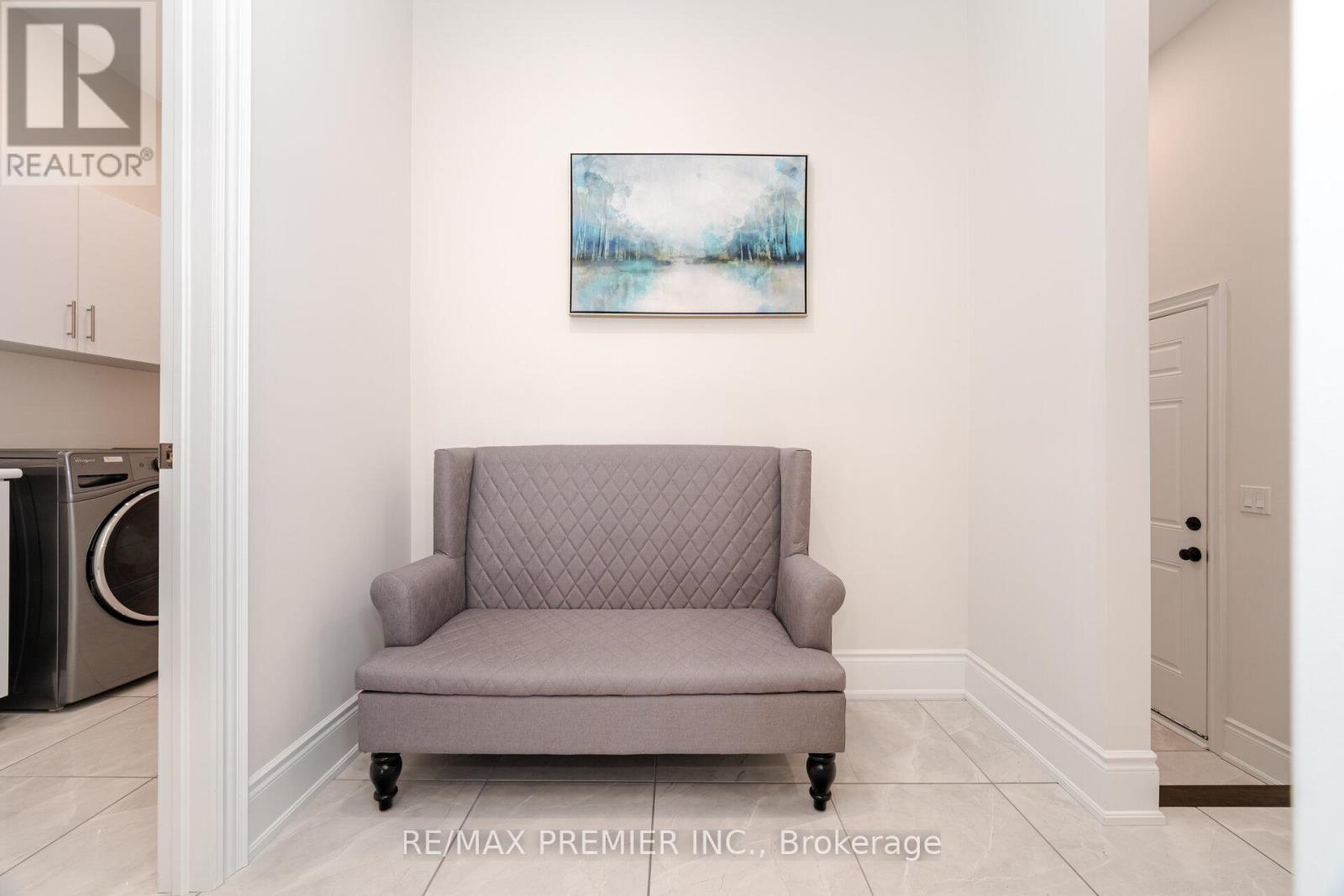 18 Erintown Crescent, Brampton (Toronto Gore Rural Estate), Ontario  L6P 4H2 - Photo 18 - W12402775