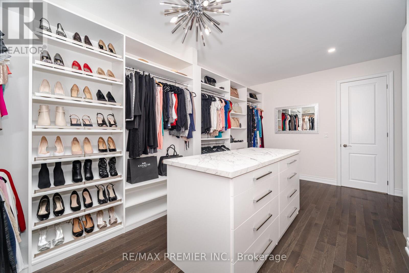 18 Erintown Crescent, Brampton (Toronto Gore Rural Estate), Ontario  L6P 4H2 - Photo 29 - W12402775
