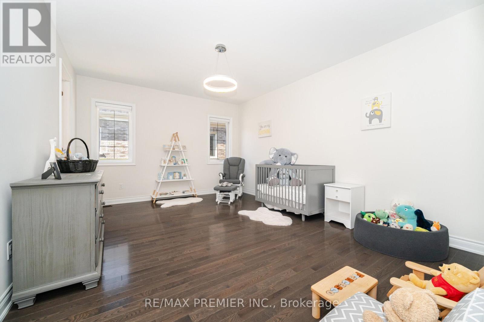 18 Erintown Crescent, Brampton (Toronto Gore Rural Estate), Ontario  L6P 4H2 - Photo 36 - W12402775