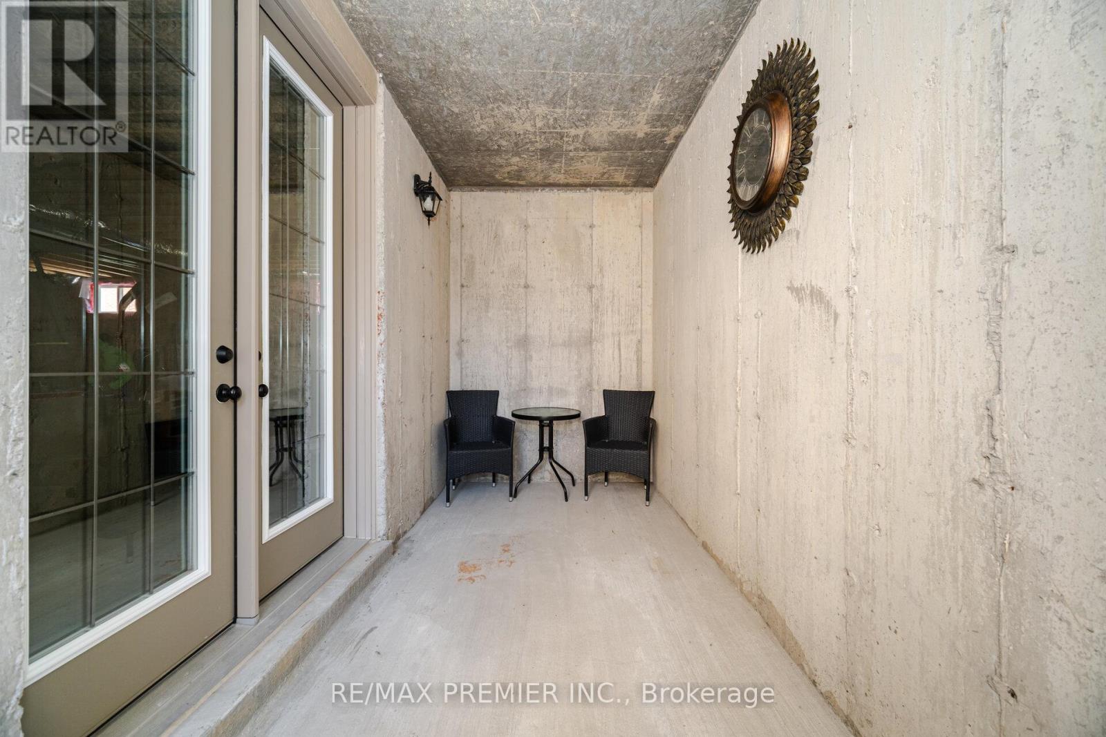 18 Erintown Crescent, Brampton (Toronto Gore Rural Estate), Ontario  L6P 4H2 - Photo 45 - W12402775