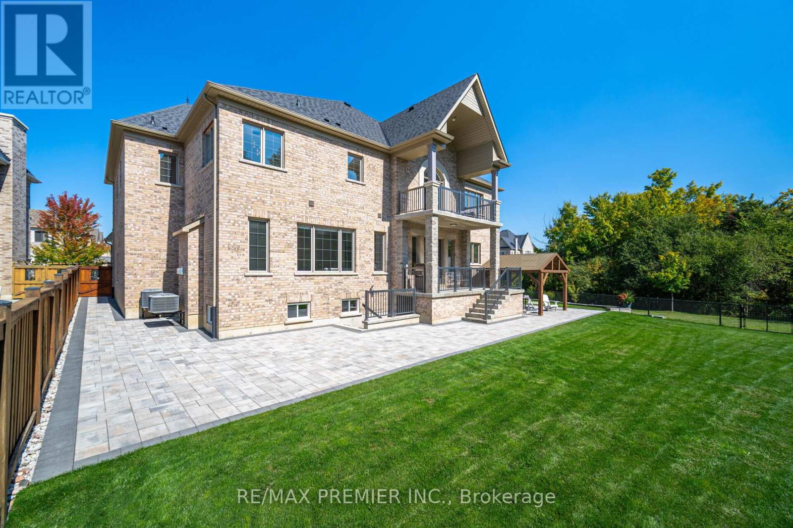 18 Erintown Crescent, Brampton (Toronto Gore Rural Estate), Ontario  L6P 4H2 - Photo 47 - W12402775