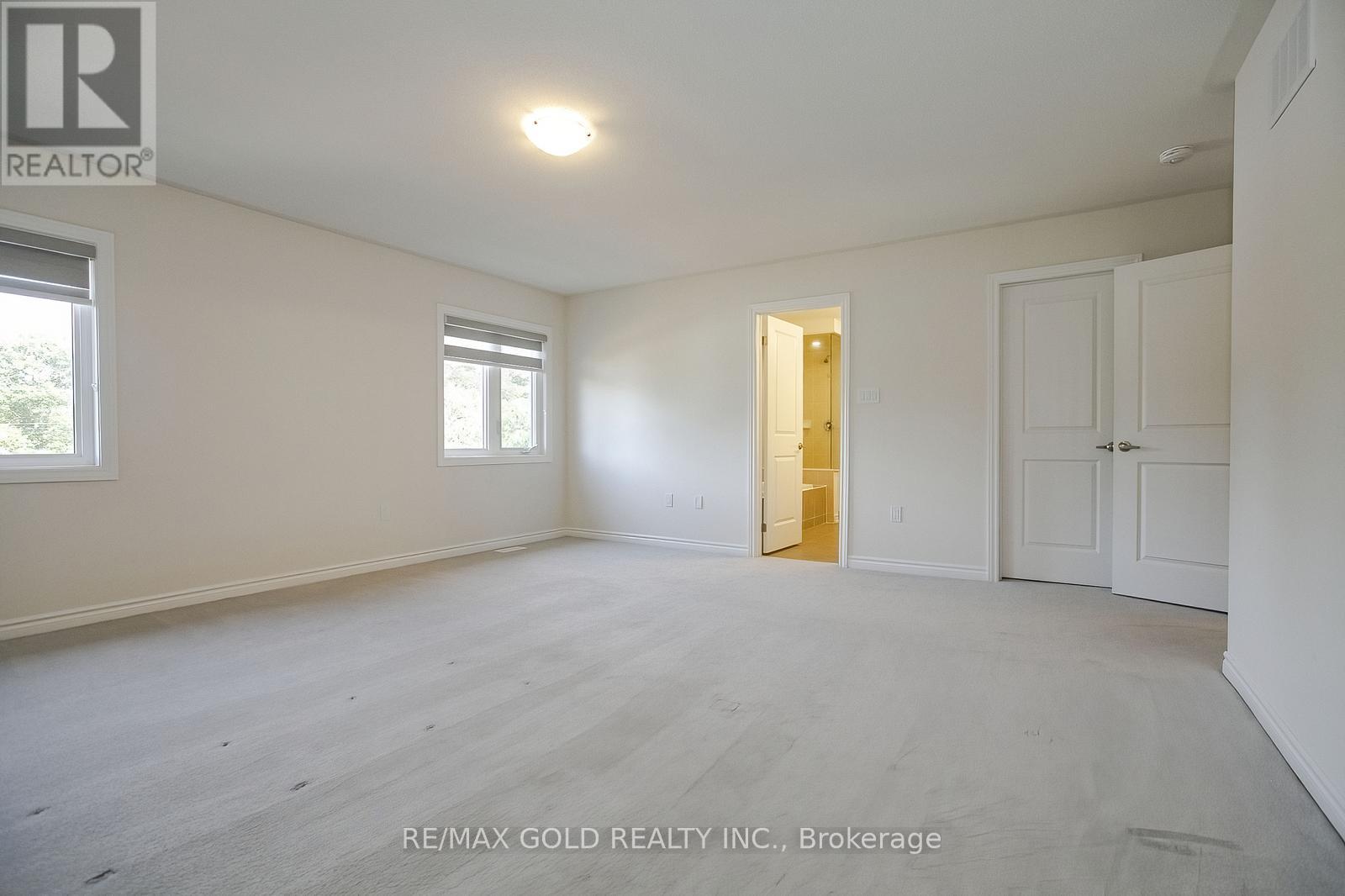 81 Berkely Street, Wasaga Beach, Ontario  L9Z 2N6 - Photo 28 - S12402708