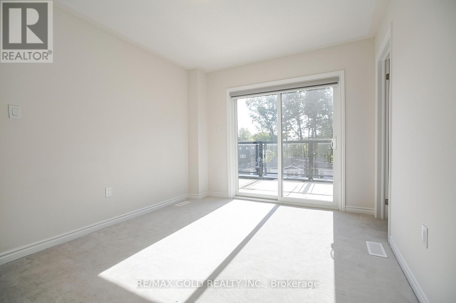 81 Berkely Street, Wasaga Beach, Ontario  L9Z 2N6 - Photo 42 - S12402708