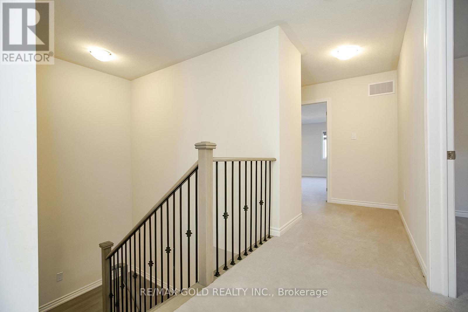 81 Berkely Street, Wasaga Beach, Ontario  L9Z 2N6 - Photo 25 - S12402708