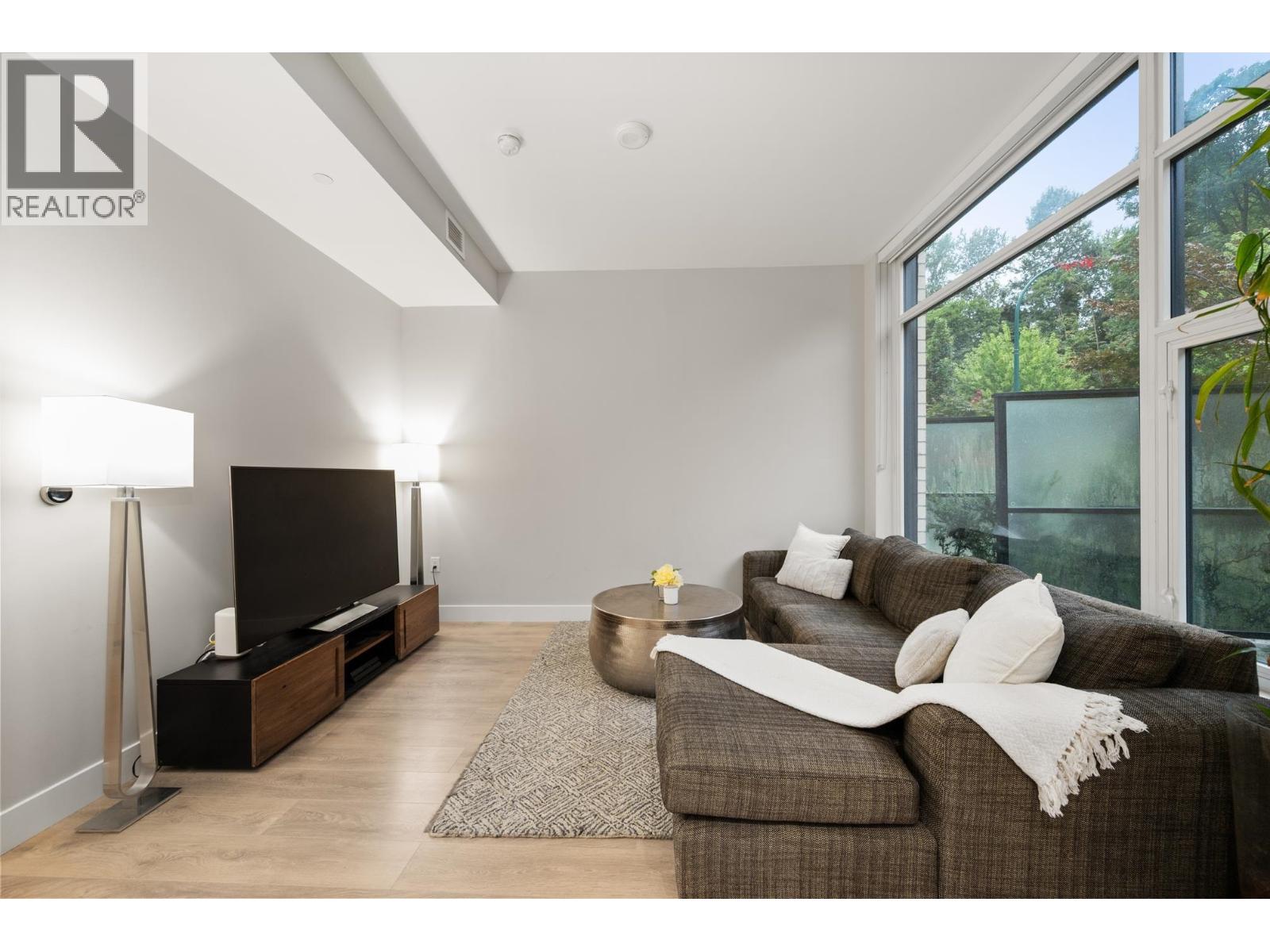 3482 Marine Way, Vancouver, British Columbia  V5S 0H1 - Photo 3 - R3038684