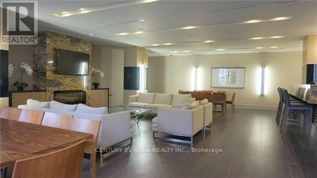 1611 - 1 De Boers Drive, Toronto, Ontario  M3J 0G6 - Photo 14 - W12402725