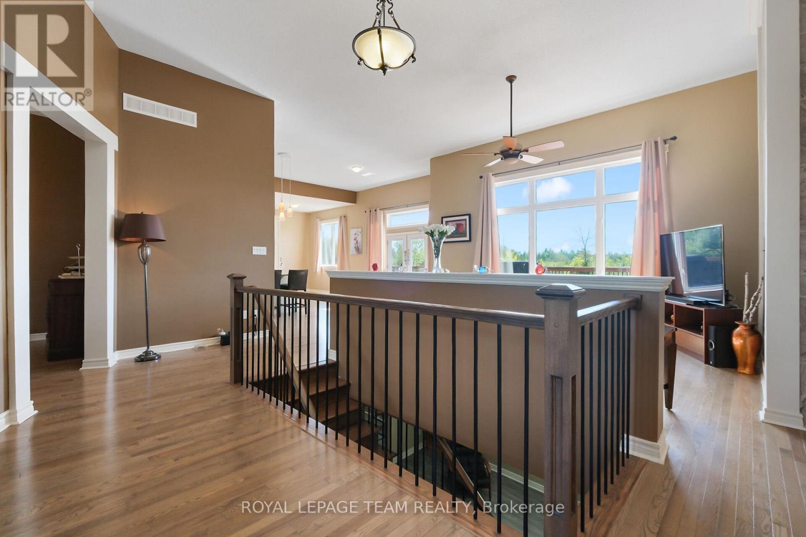 195 Stonewood Drive, Beckwith, Ontario  K7C 3P2 - Photo 11 - X12266298