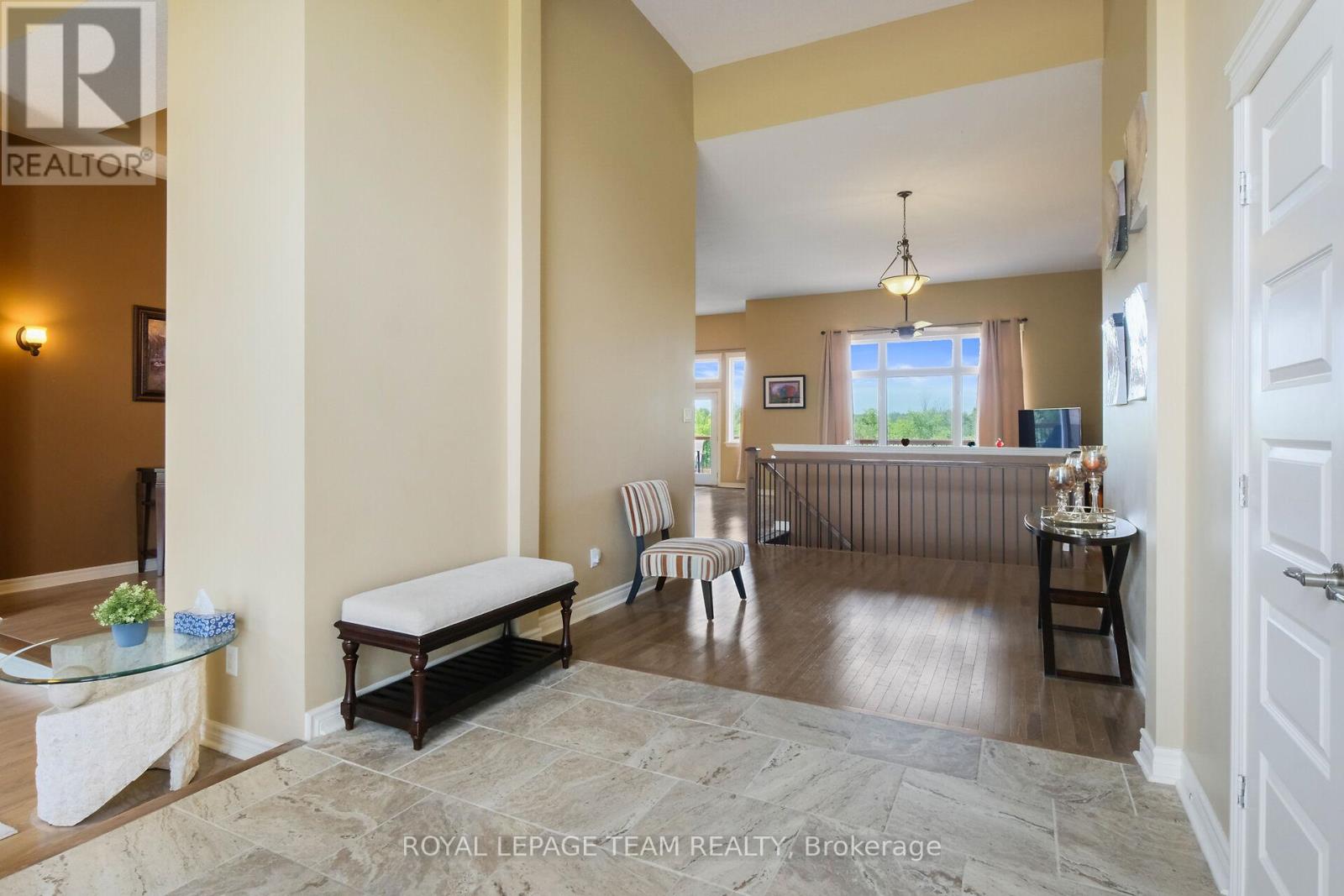 195 Stonewood Drive, Beckwith, Ontario  K7C 3P2 - Photo 6 - X12266298
