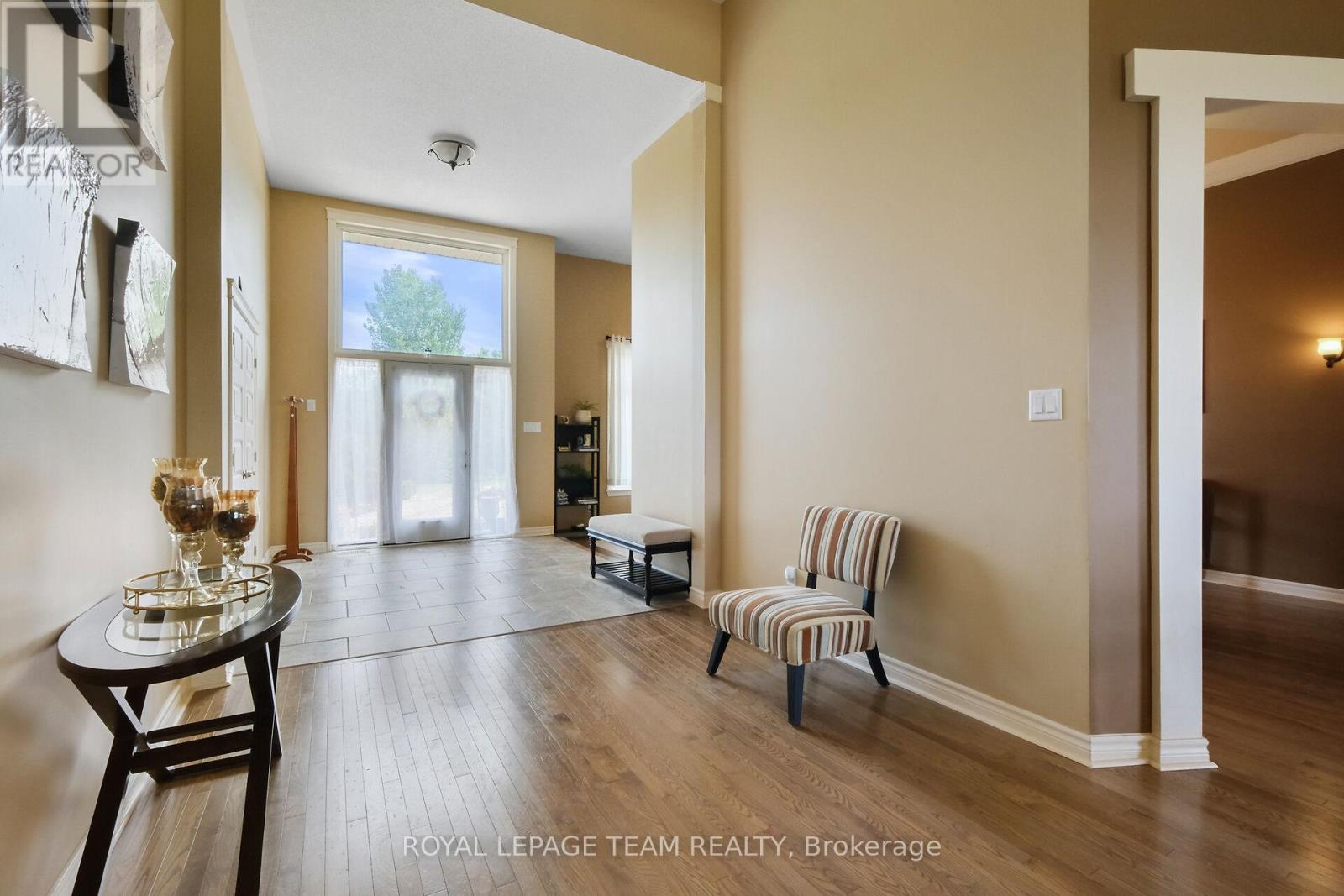 195 Stonewood Drive, Beckwith, Ontario  K7C 3P2 - Photo 5 - X12266298