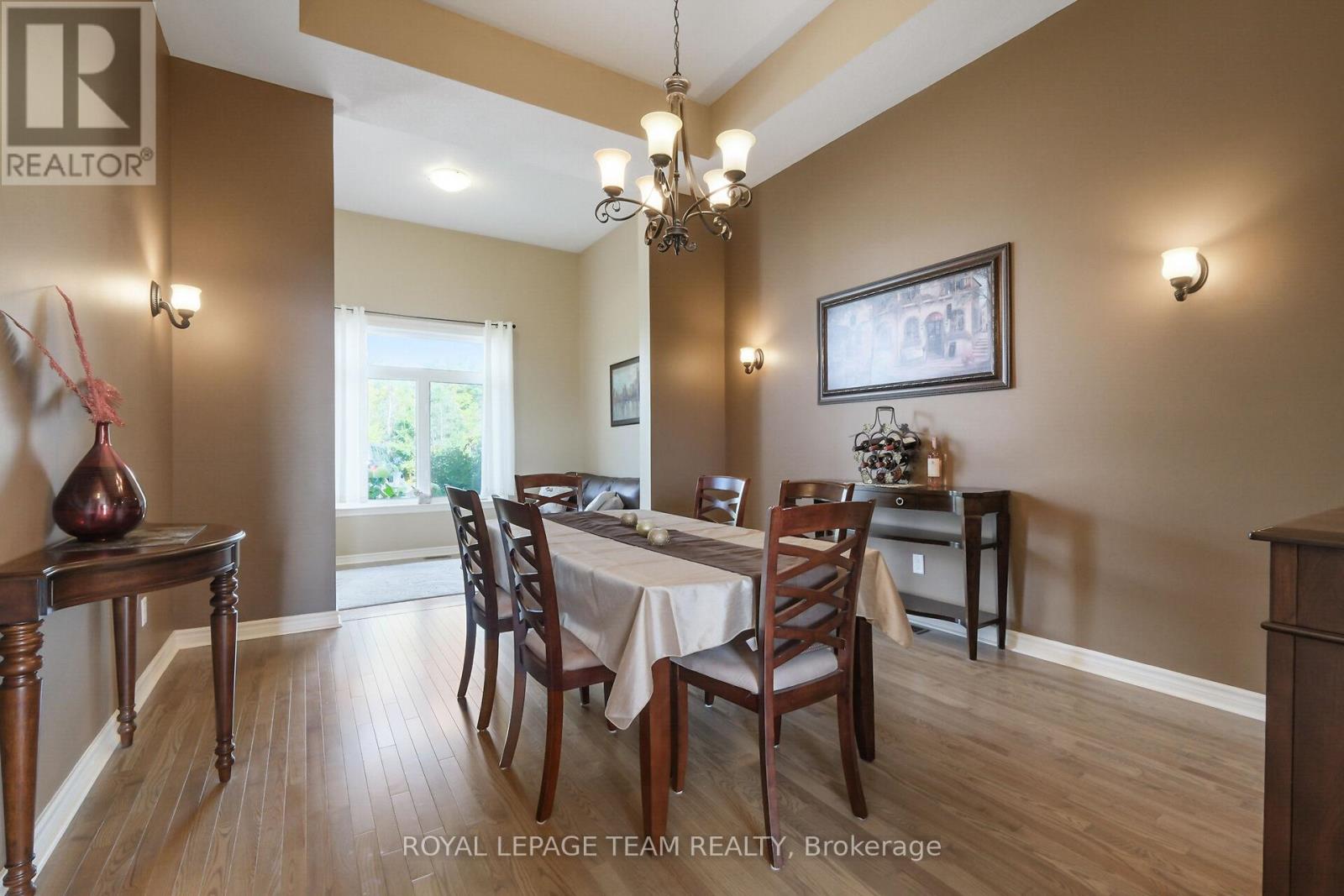 195 Stonewood Drive, Beckwith, Ontario  K7C 3P2 - Photo 8 - X12266298