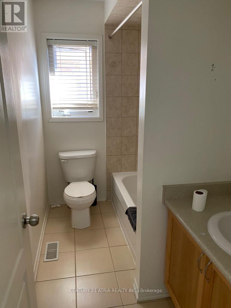 177 Windfields Farm Drive, Oshawa, Ontario  L1H 7K4 - Photo 12 - E12402793