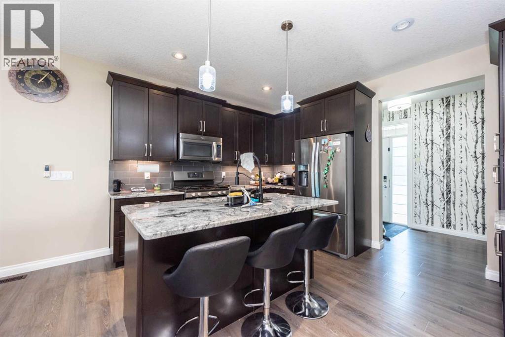287 Baywater Way Sw, Airdrie, Alberta  T4B 3V6 - Photo 3 - A2256960