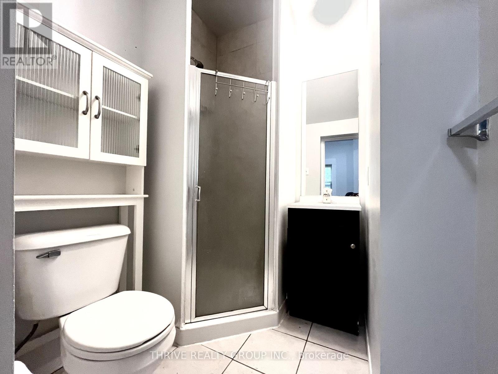 3 - 1 Waverley Place, London East, Ontario  N6B 2C3 - Photo 5 - X12402796
