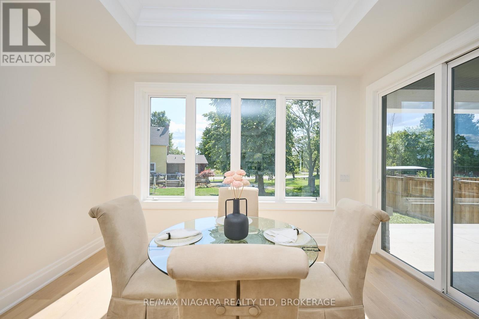 21 Ivy Crescent, Thorold (Confederation Heights), Ontario  L2V 0J9 - Photo 18 - X12395851