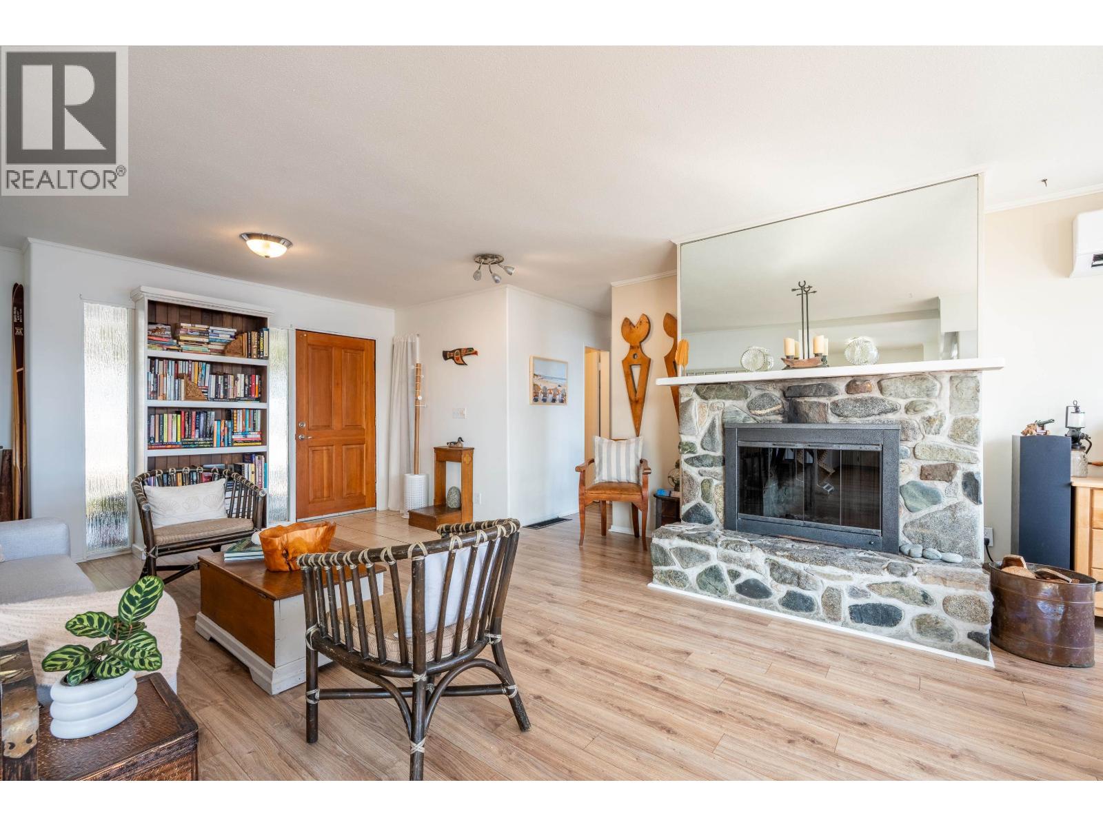 6669 Sunshine Coast Highway, Sechelt, British Columbia  V7Z 0M9 - Photo 12 - R3047532