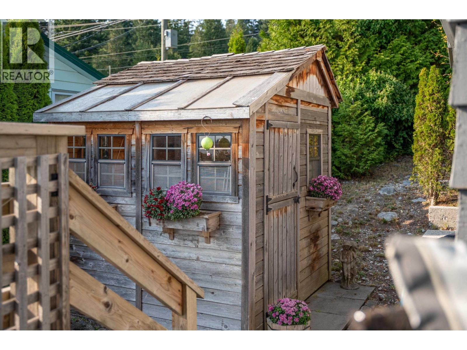 6669 Sunshine Coast Highway, Sechelt, British Columbia  V7Z 0M9 - Photo 28 - R3047532