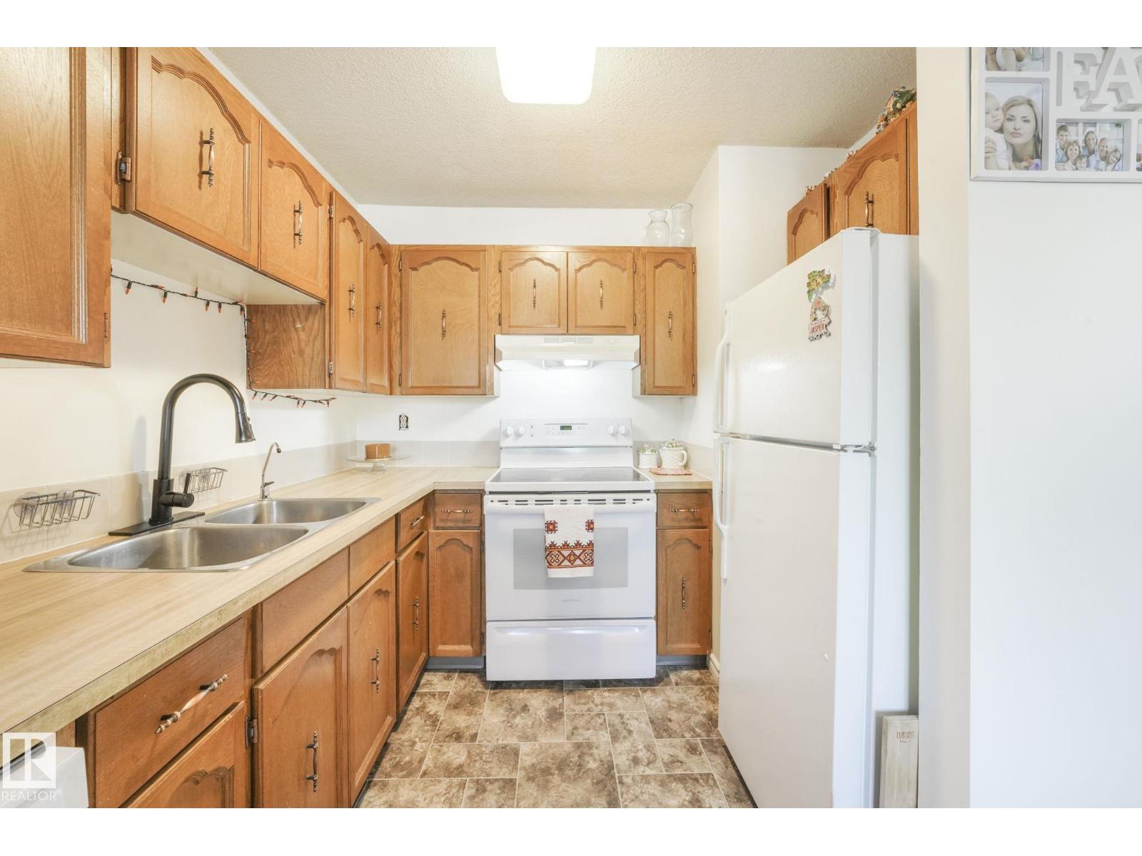 420 Clareview Rd Nw, Edmonton, Alberta  T5A 4G6 - Photo 11 - E4457756