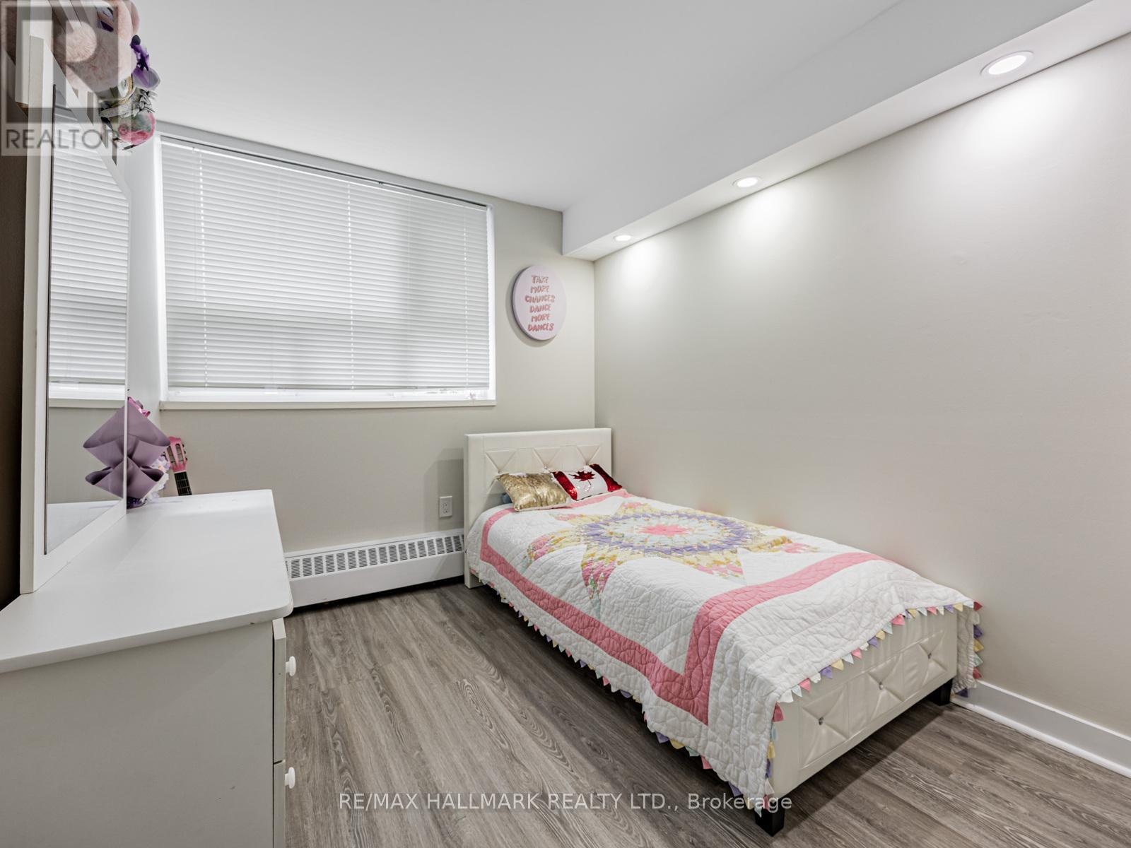 104 - 40 Sunrise Avenue, Toronto, Ontario  M4A 2R4 - Photo 19 - C12402798