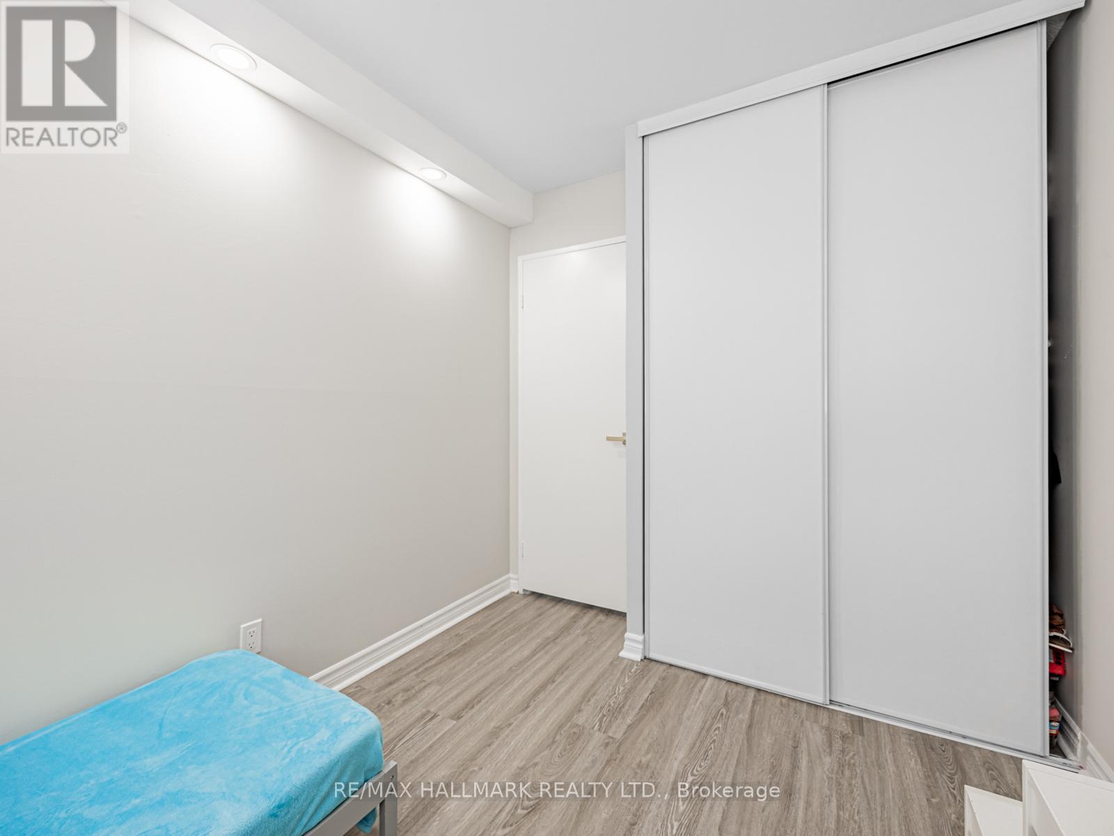 104 - 40 Sunrise Avenue, Toronto, Ontario  M4A 2R4 - Photo 22 - C12402798