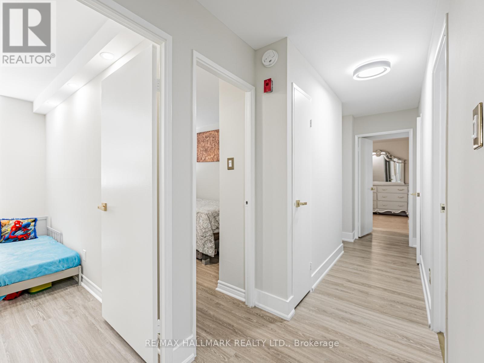104 - 40 Sunrise Avenue, Toronto, Ontario  M4A 2R4 - Photo 23 - C12402798