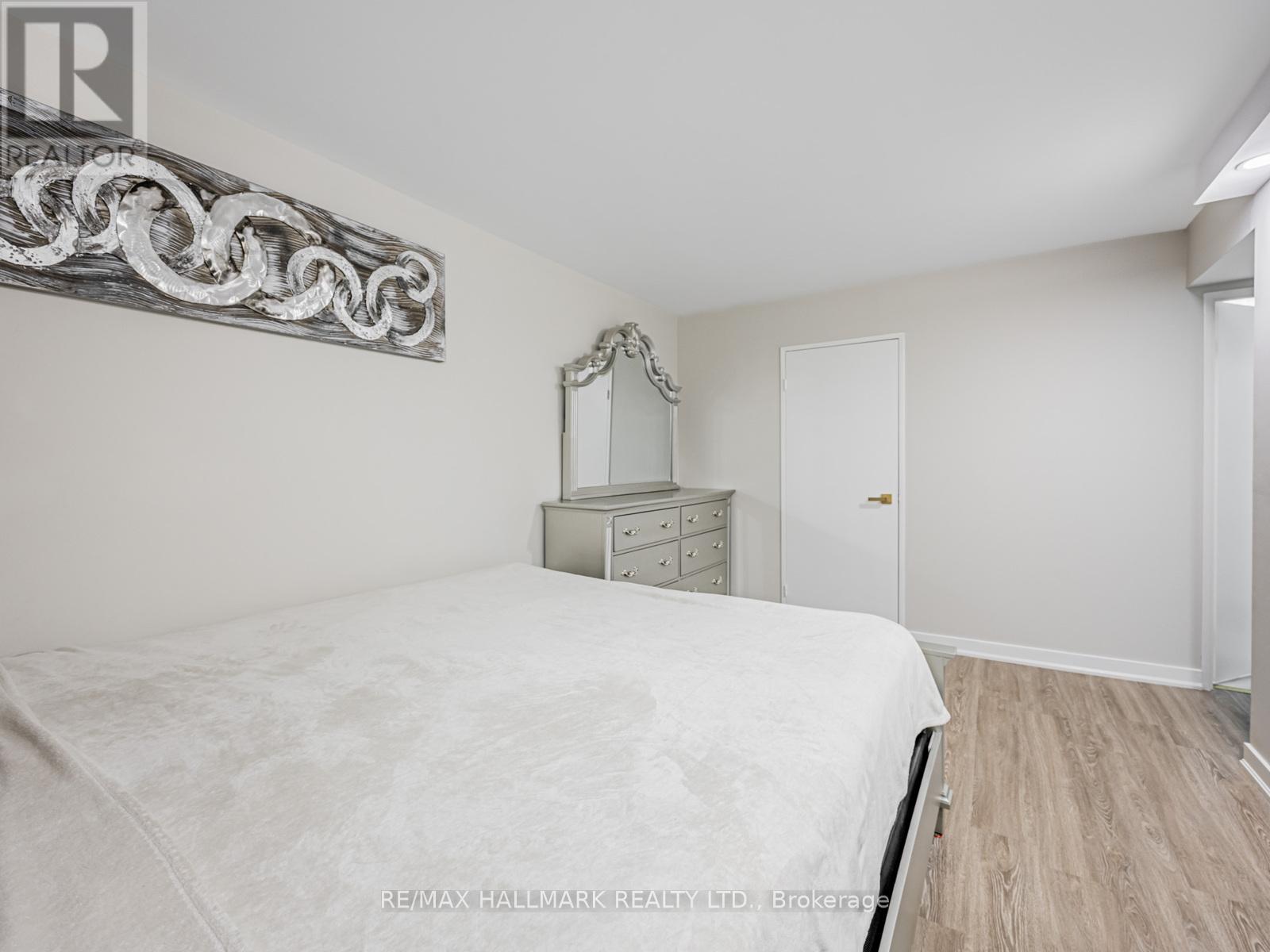 104 - 40 Sunrise Avenue, Toronto, Ontario  M4A 2R4 - Photo 27 - C12402798