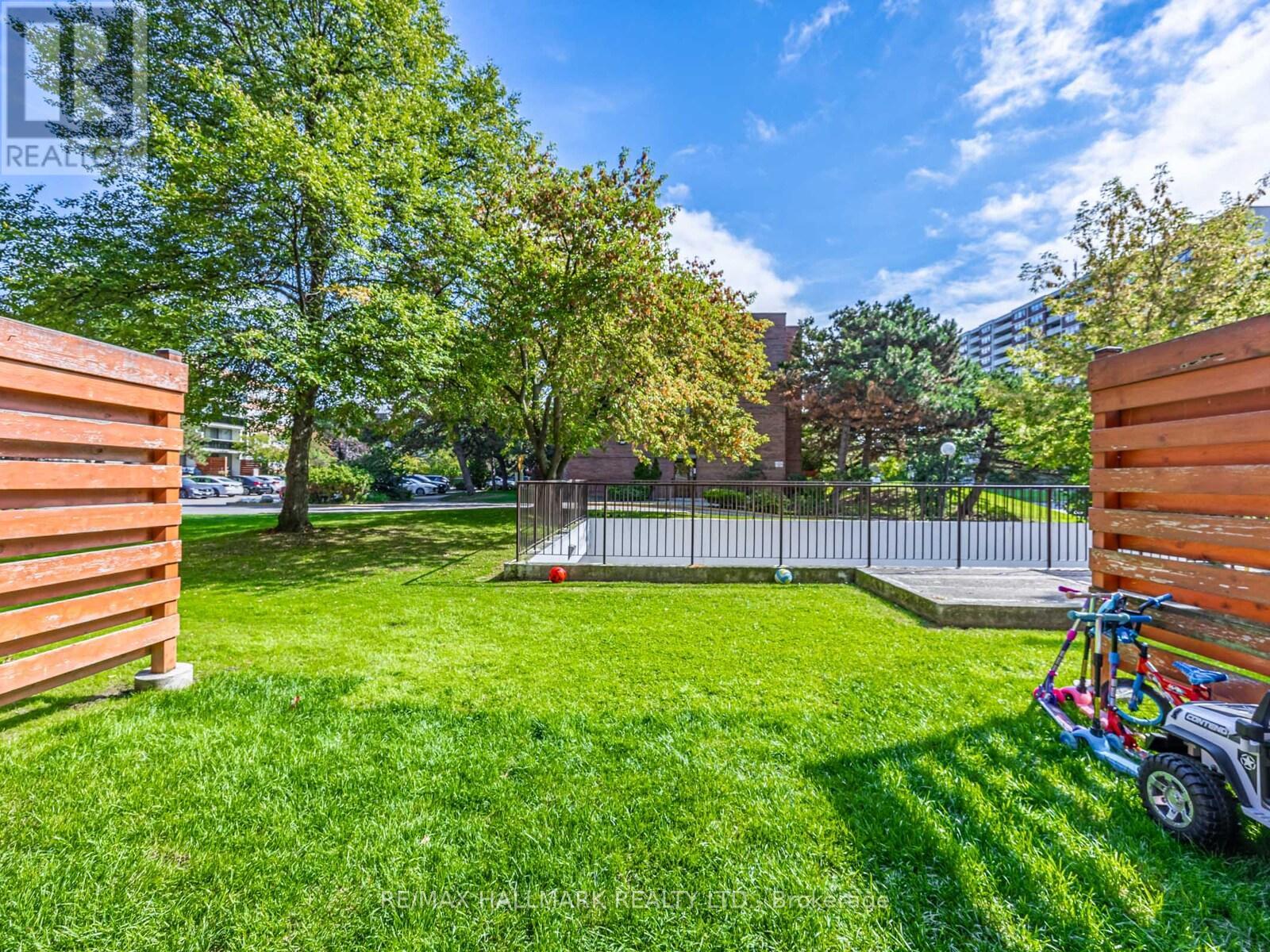 104 - 40 Sunrise Avenue, Toronto, Ontario  M4A 2R4 - Photo 39 - C12402798