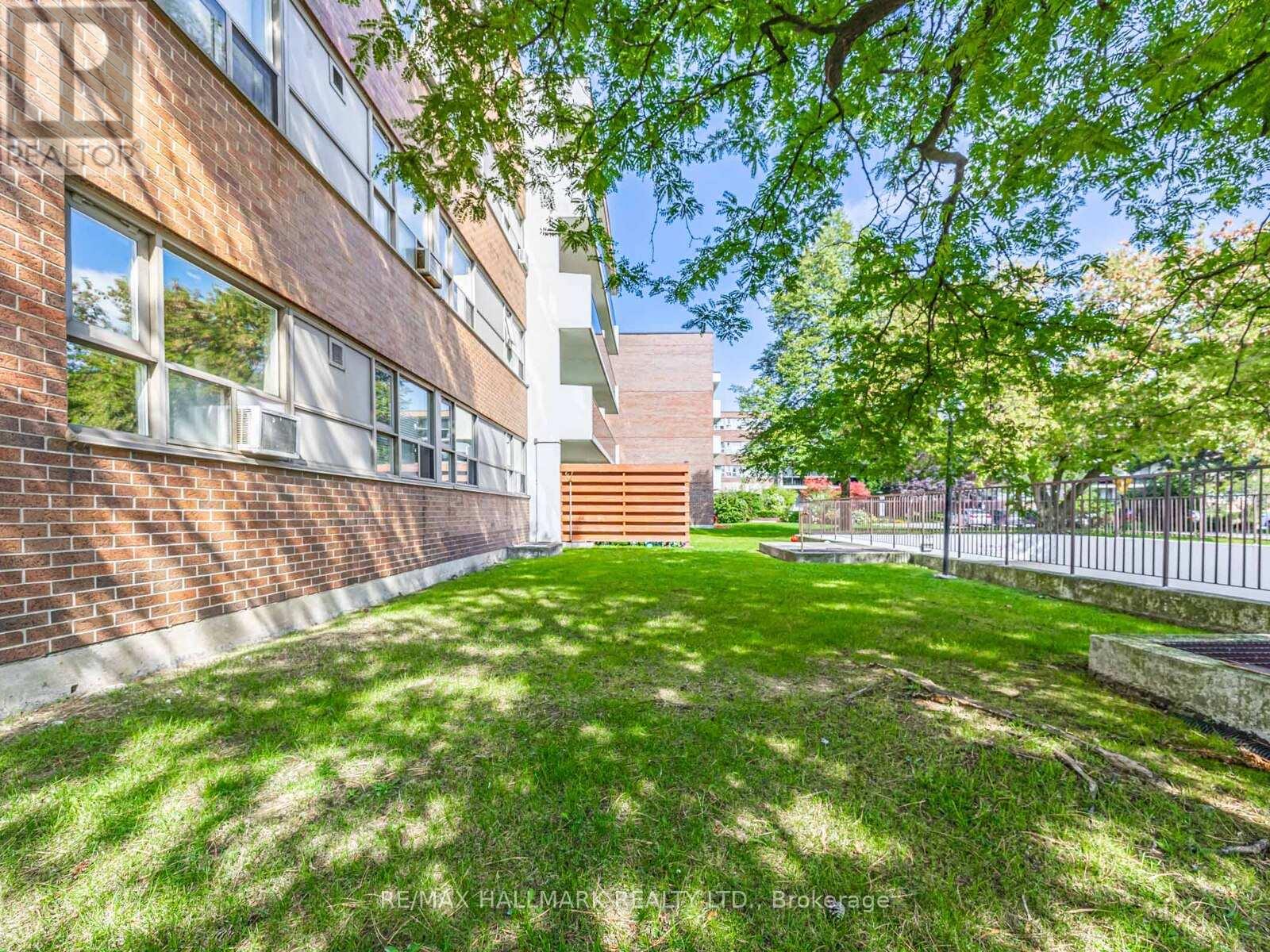 104 - 40 Sunrise Avenue, Toronto, Ontario  M4A 2R4 - Photo 43 - C12402798