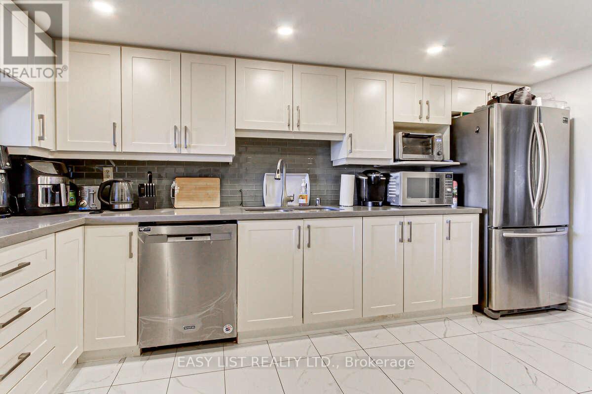 1909 - 2330 Bridletowne Circle, Toronto, Ontario  M1W 3P6 - Photo 10 - E12402800