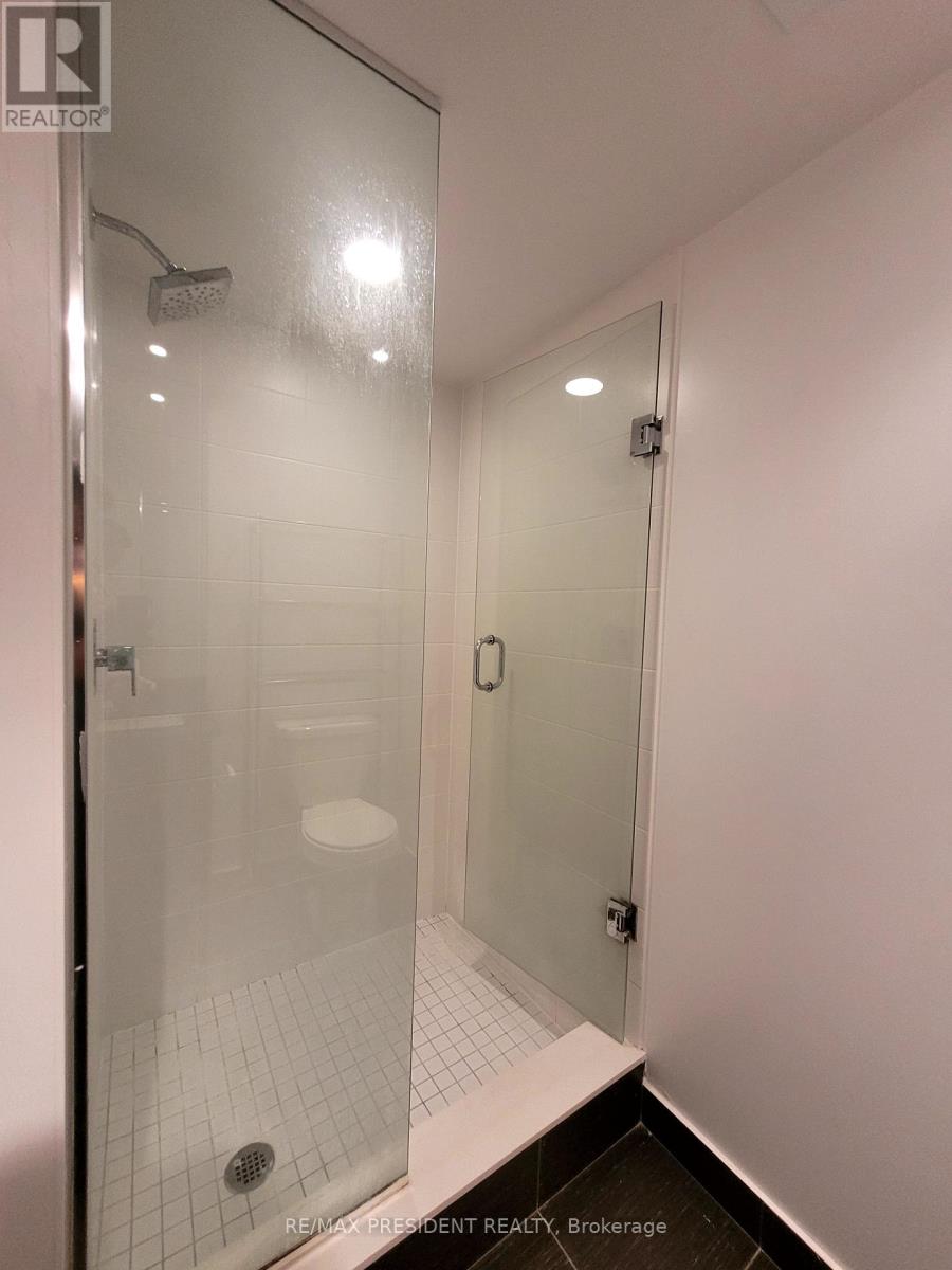 1708 - 400 Adelaide Street E, Toronto, Ontario  M5A 4S3 - Photo 10 - C12399612