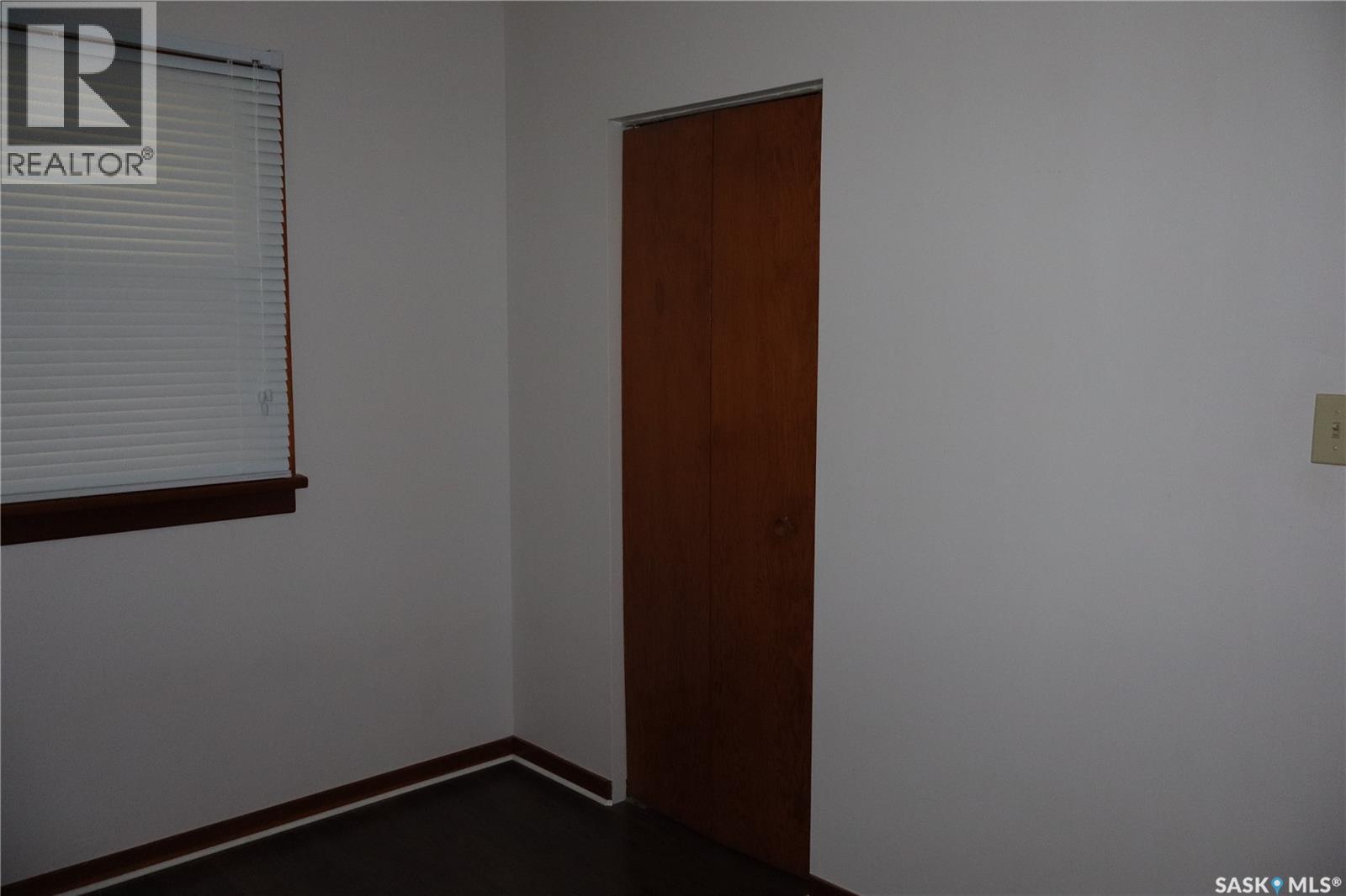 505 3rd Avenue E, Assiniboia, Saskatchewan  S0H 0B0 - Photo 13 - SK018342