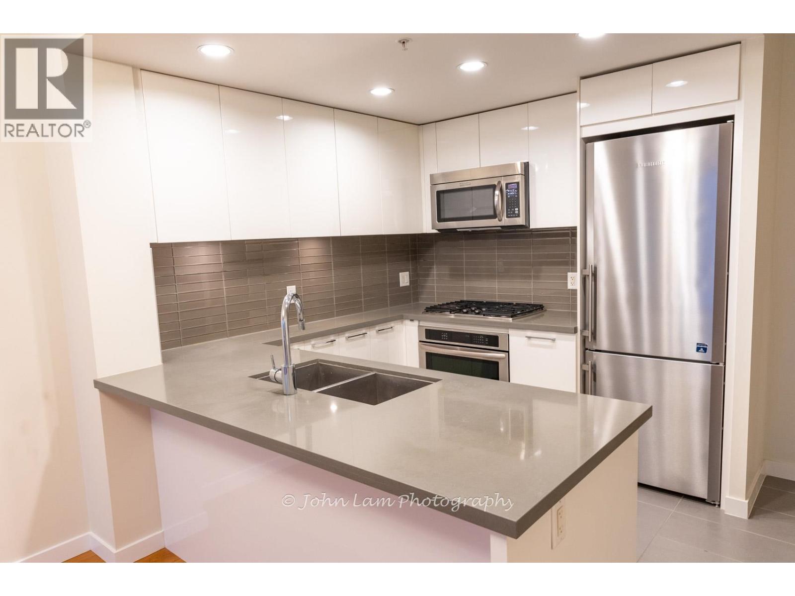 2005 4880 Bennett Street, Burnaby, British Columbia  V5H 0C1 - Photo 6 - R3045324