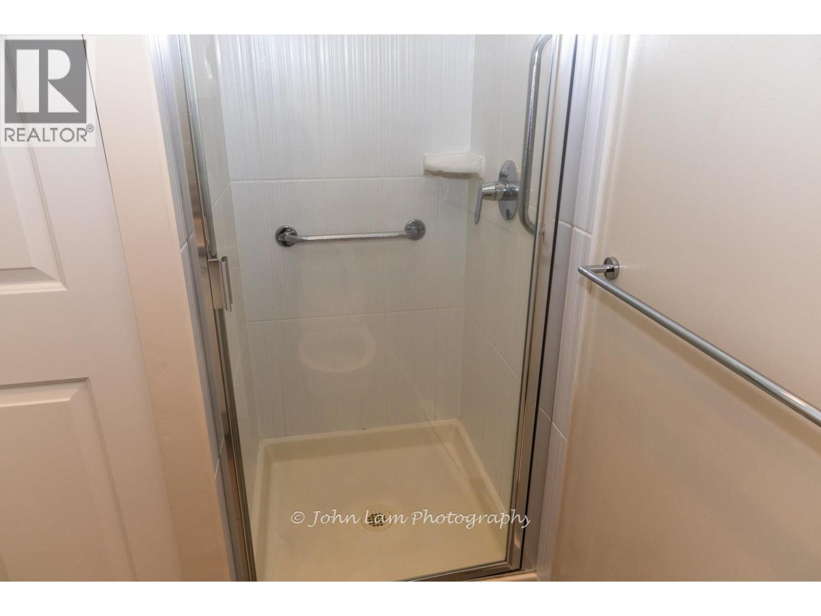 2005 4880 Bennett Street, Burnaby, British Columbia  V5H 0C1 - Photo 16 - R3045324