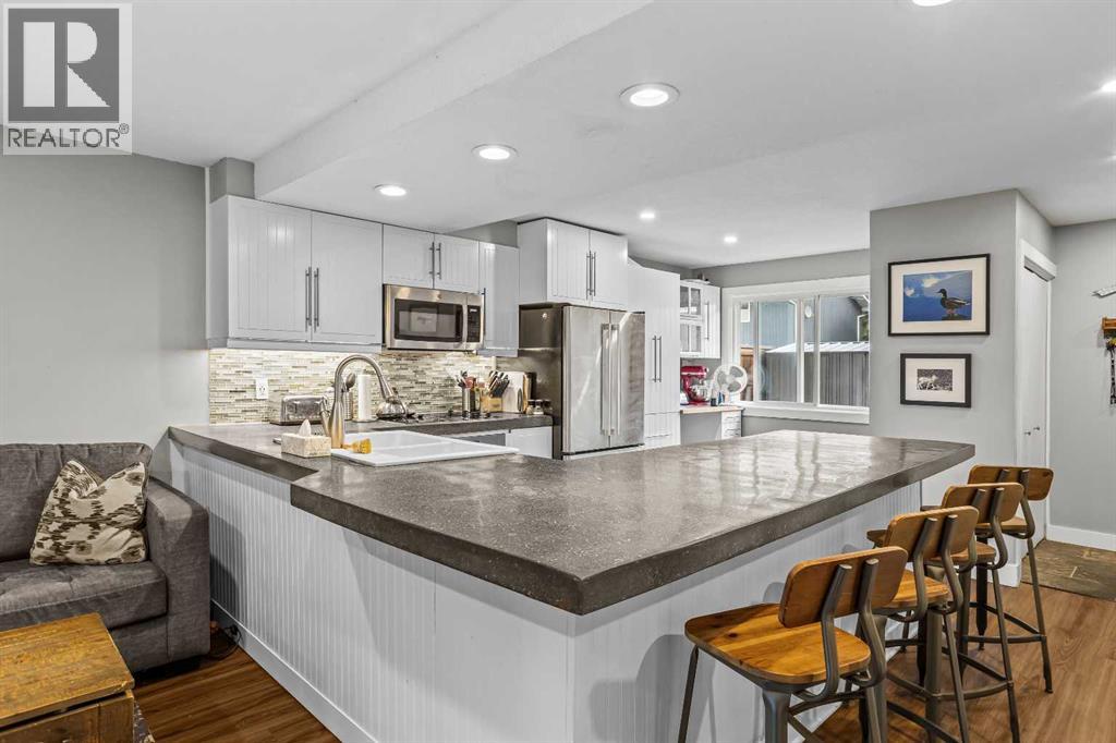 Property at 16, 1530 7 Avenue image 5