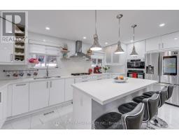 65 Fletcherdon Crescent, Toronto (Black Creek), Ca