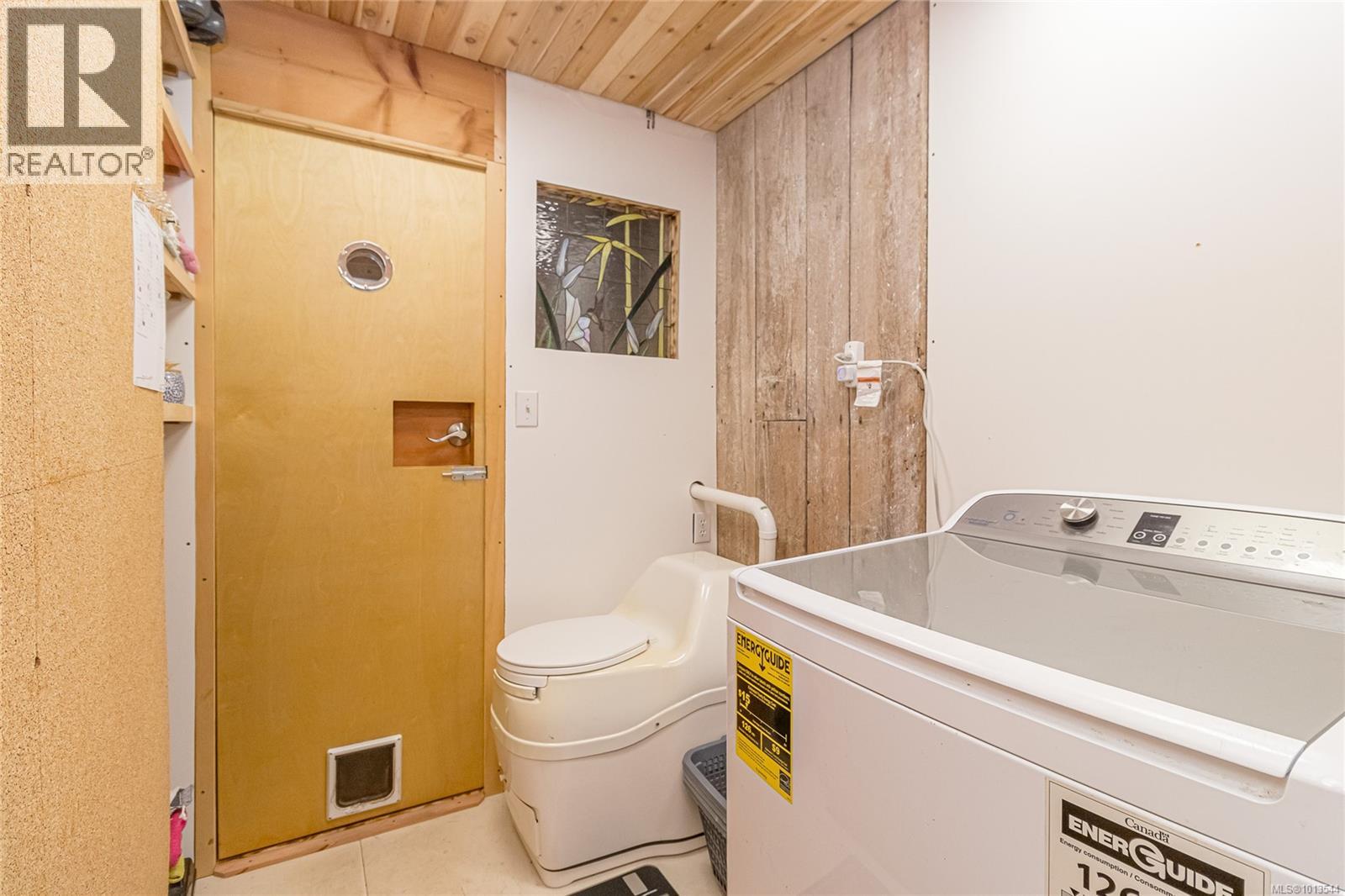 Property at 6883 Westcott Rd image 4