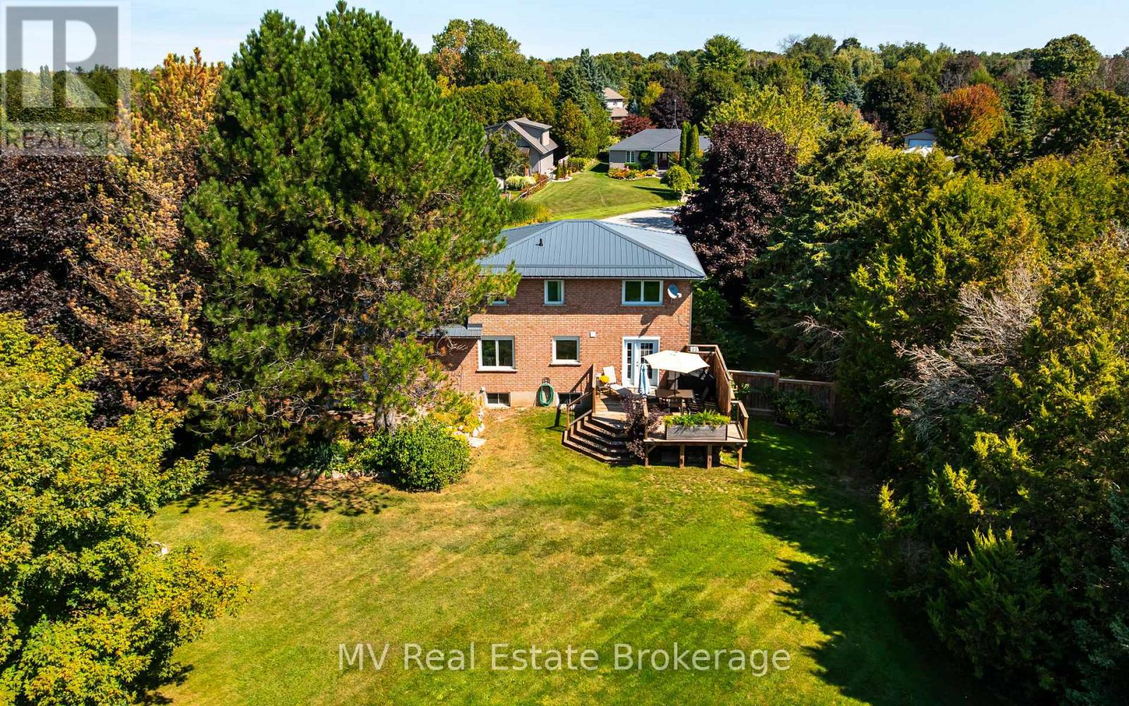 4 Sargent Boulevard, Centre Wellington (Belwood), Ontario  N0B 1J0 - Photo 38 - X12402829